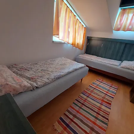 Pauzo Bagyarik Apartment