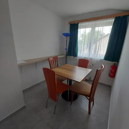 Apartment Pauzo Bagyarik Balatonföldvár