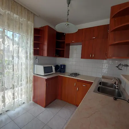 Pauzo Bagyarik Apartman
